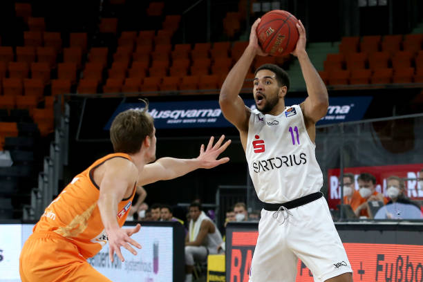 只有通过协 只有通过协